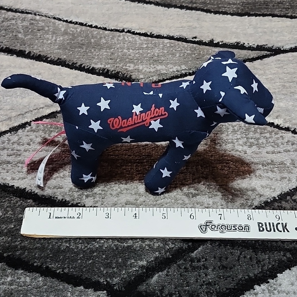 VS PINK RARE WASHINGTON NATIONALS 2-EDITION MLB PLUSH FOREVER COLLECTIBLE DOG - Picture 3 of 14